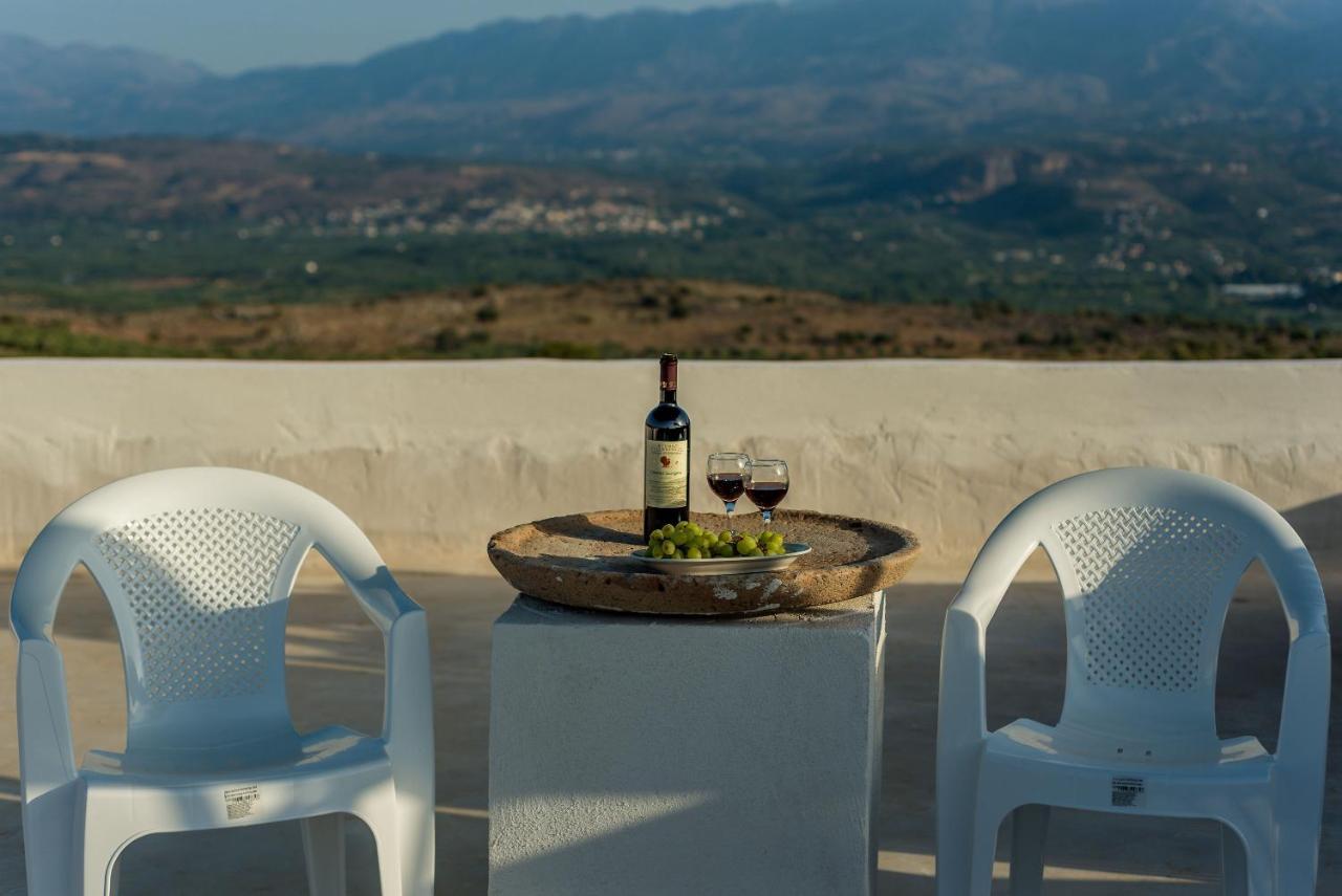 Bella-Maria At Aptera With Mountain And Sea View !! 干尼亞 外观 照片